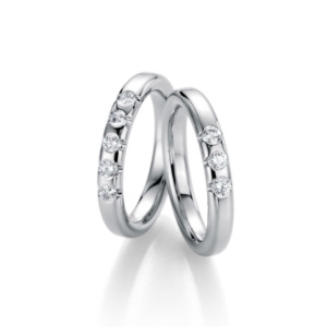鍛造製法の結婚指輪フィシャーは和歌山で人気