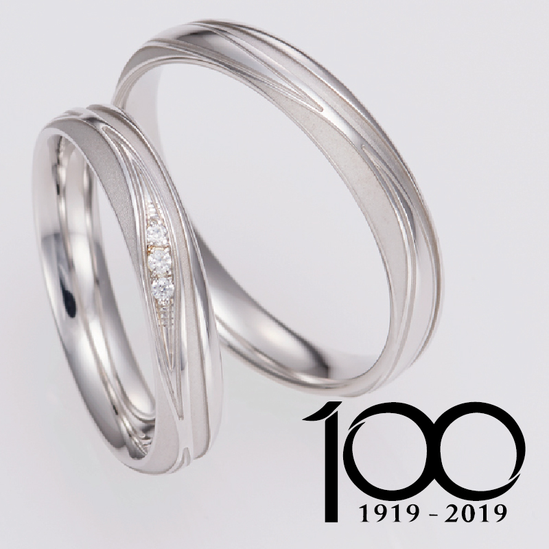 LGBTQカップルにおすすめの結婚指輪でフィッシャー100周年記念モデルのドライ フルーセェA