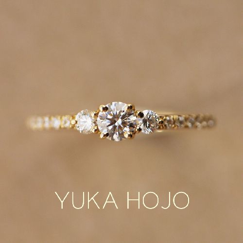 和歌山でプロポーズに人気のYUKAHOJO婚約指輪デザイン1