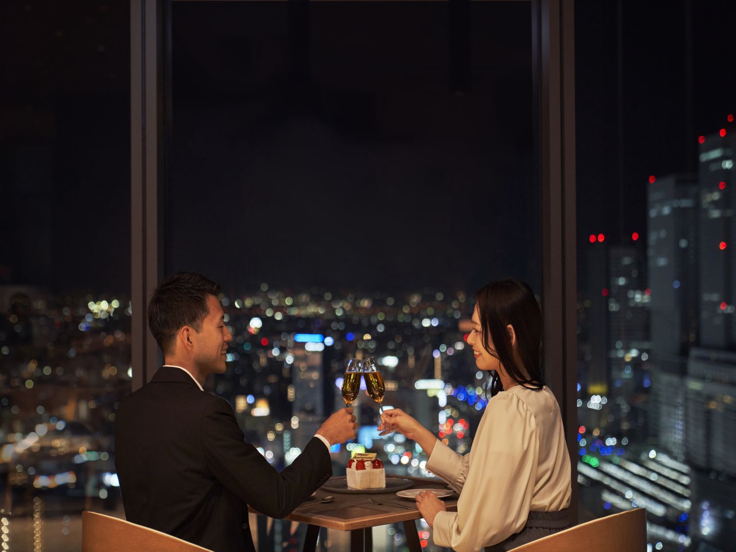 一生に一度の夜をホテルで。最高のプロポーズを叶える方法