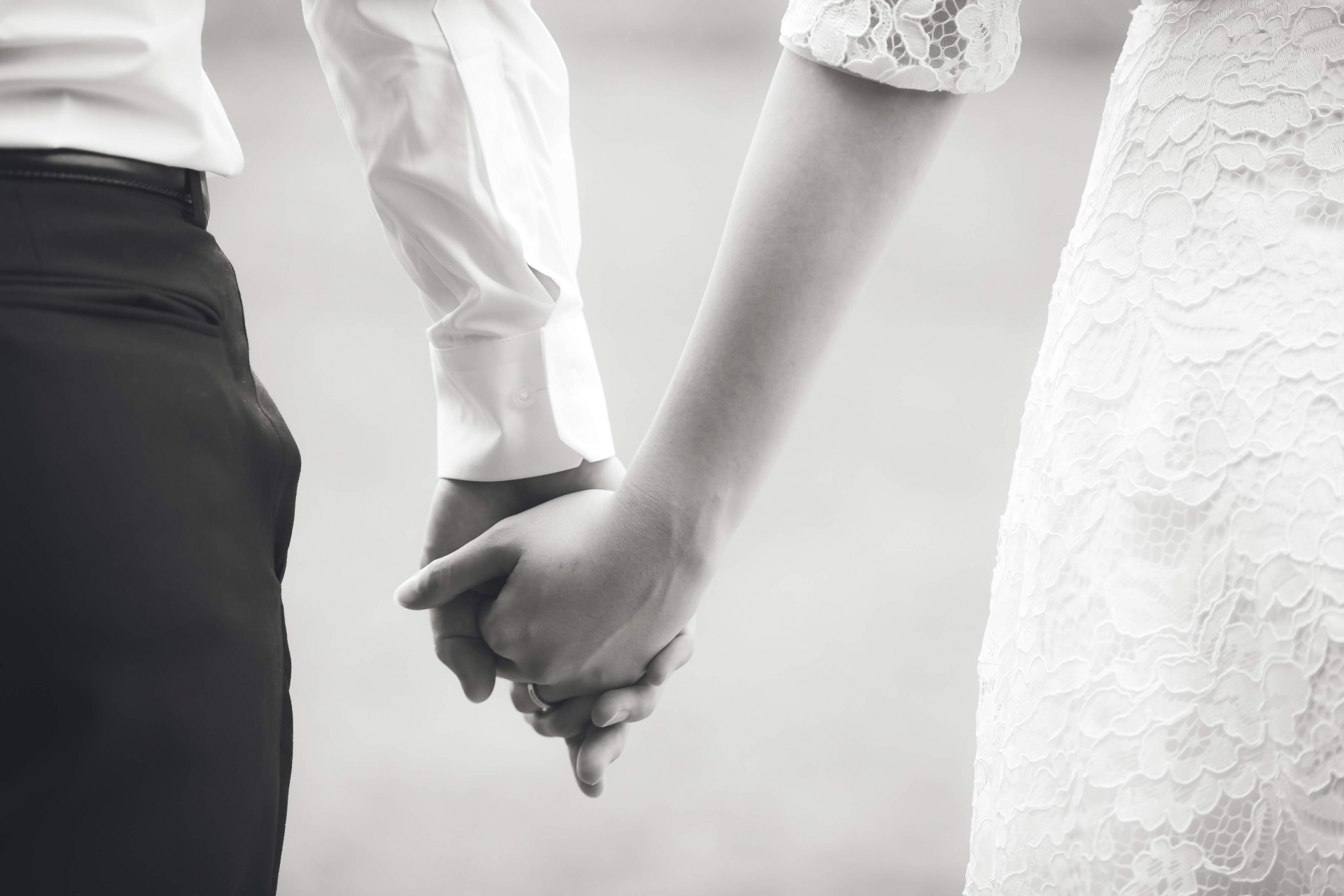 妊娠がわかったら入籍はいつ？出産前・出産後現実的な判断基準