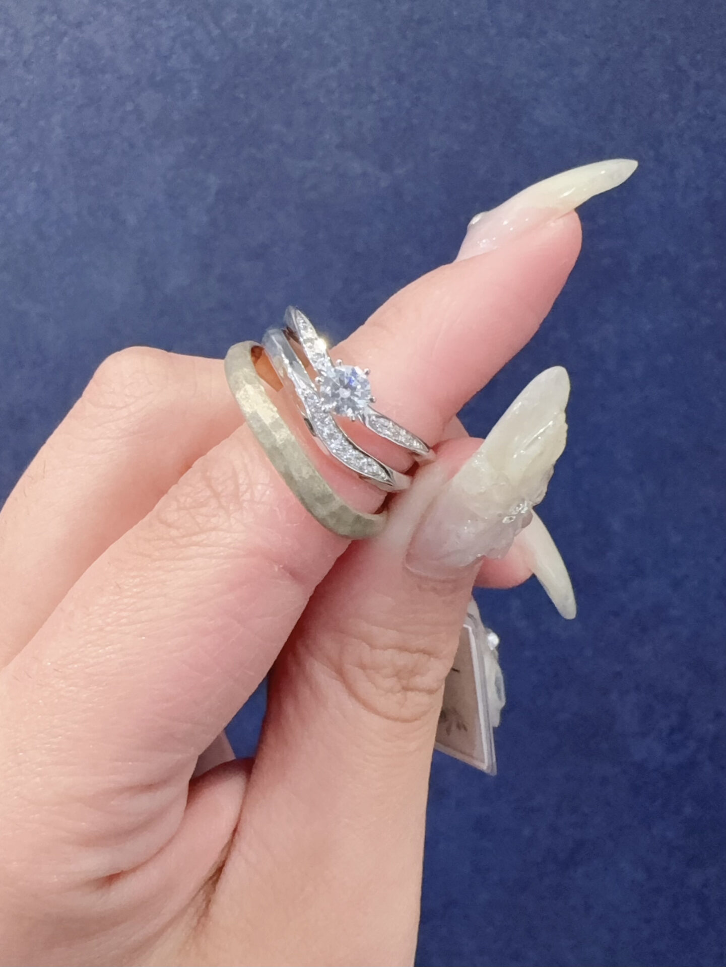 BAUM（バウム）の婚約指輪と結婚指輪の重ね付け