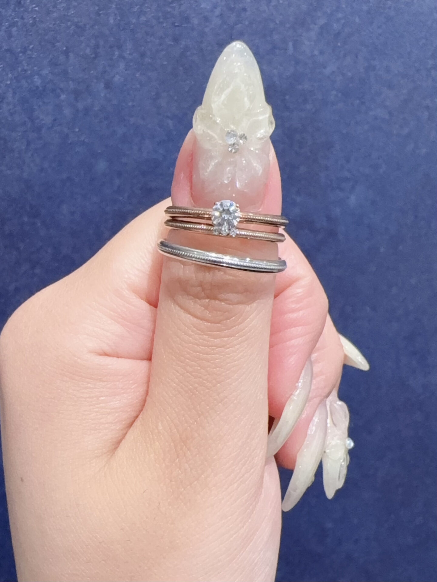 CHER LUV（シェールラブ）の婚約指輪と結婚指輪の重ね付け