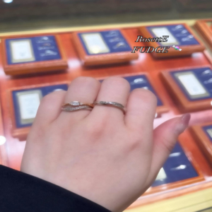 RosettE（ロゼット）の婚約指輪と結婚指輪の重ね付け