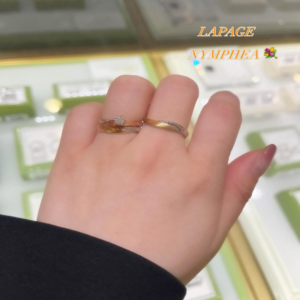 LAPAGE（ラパージュ）の婚約指輪と結婚指輪の重ね付け