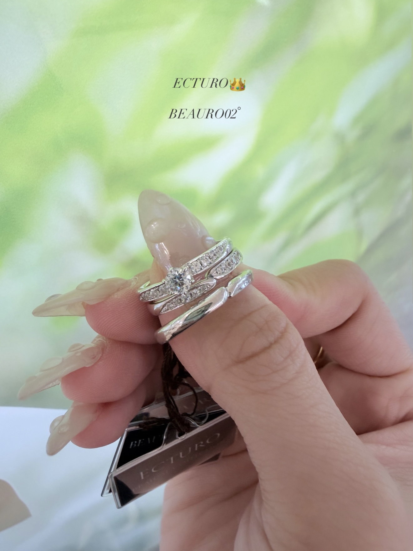 ECTURO（エクトゥーロ）の婚約指輪と結婚指輪の重ね付け