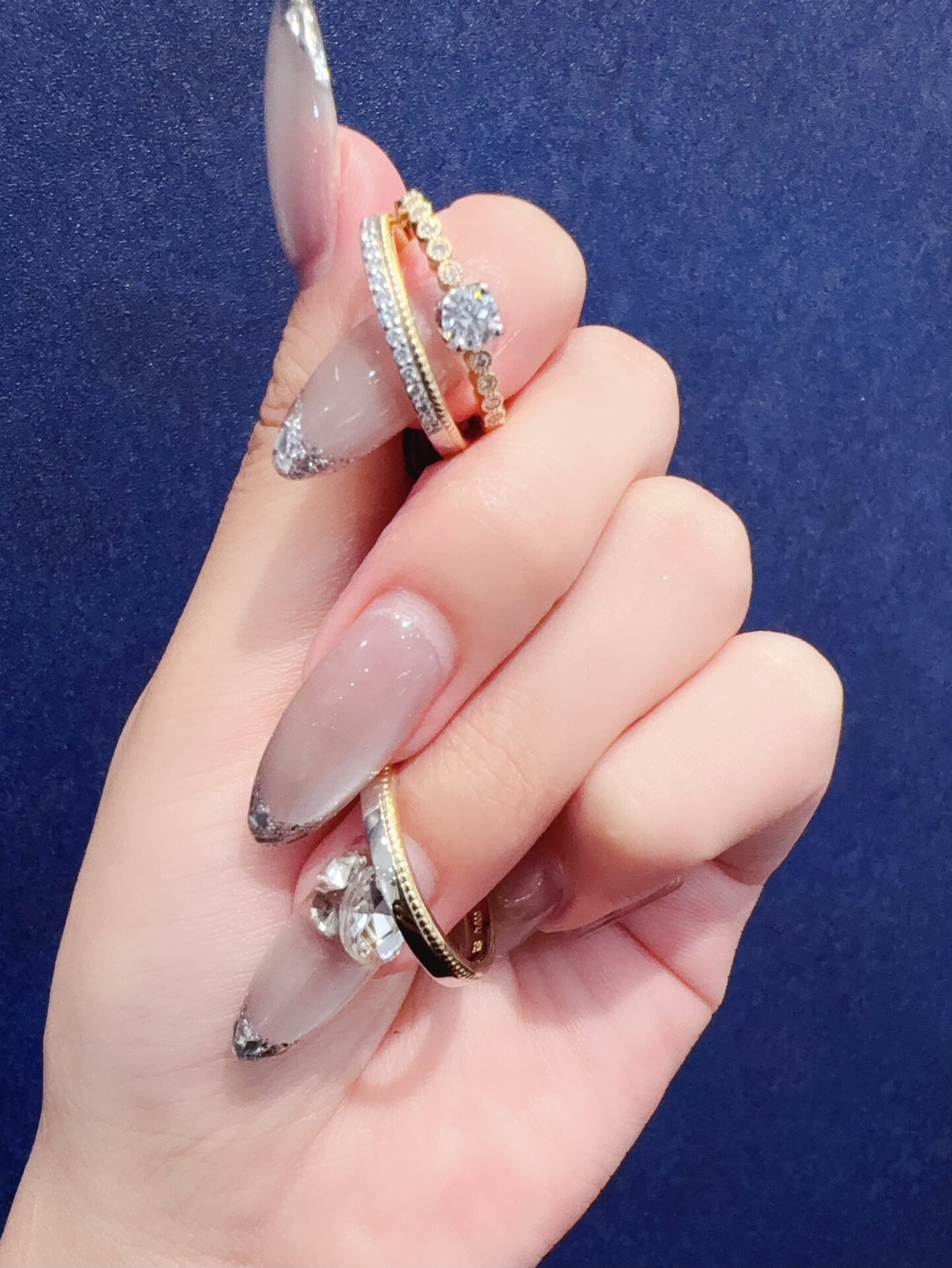 RosettE（ロゼット）の婚約指輪と結婚指輪の重ね付け