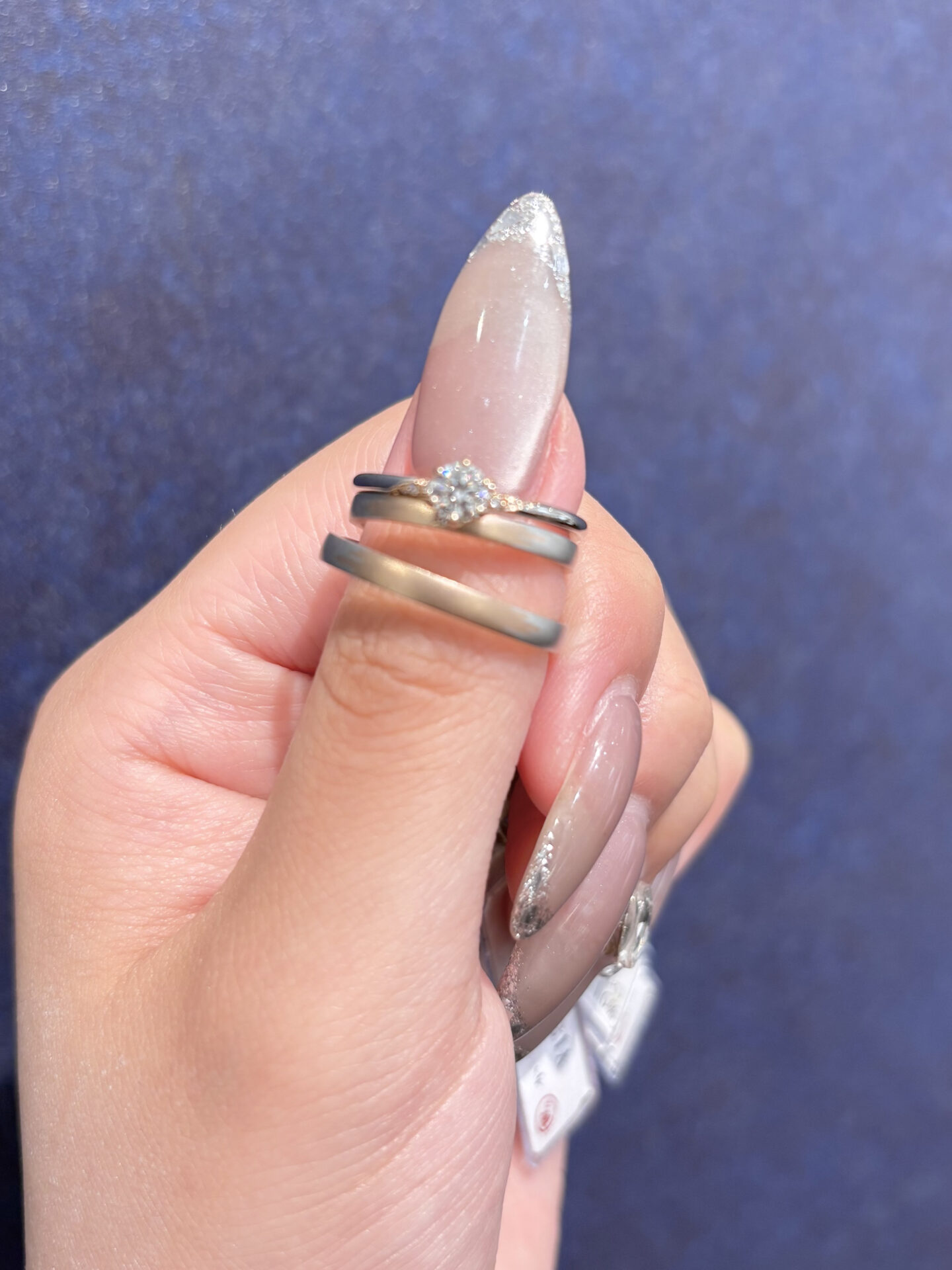 ひな（ひな）の婚約指輪と結婚指輪の重ね付け