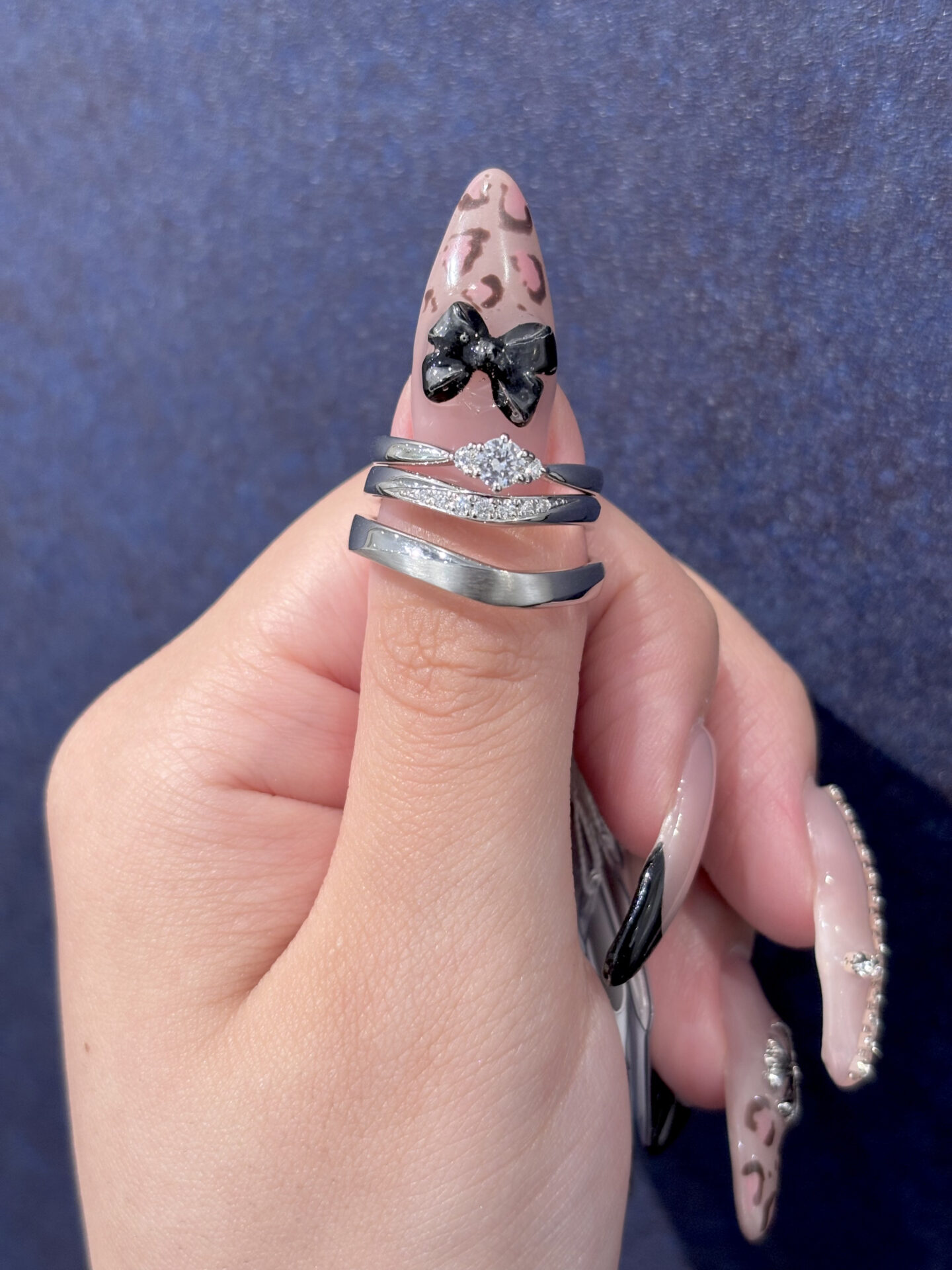 IDEAL plus fort（アイデアルプリュフォール）の婚約指輪と結婚指輪の重ね付け
