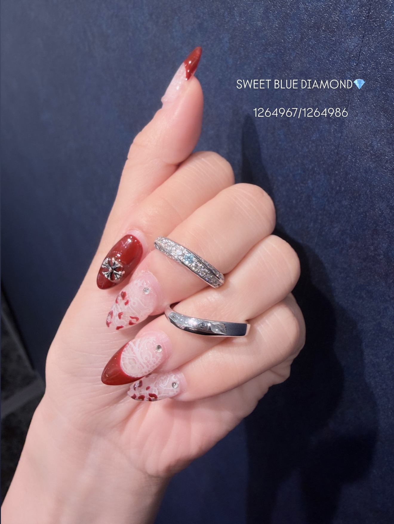 SWEET BLUE DIAMONDの結婚指輪